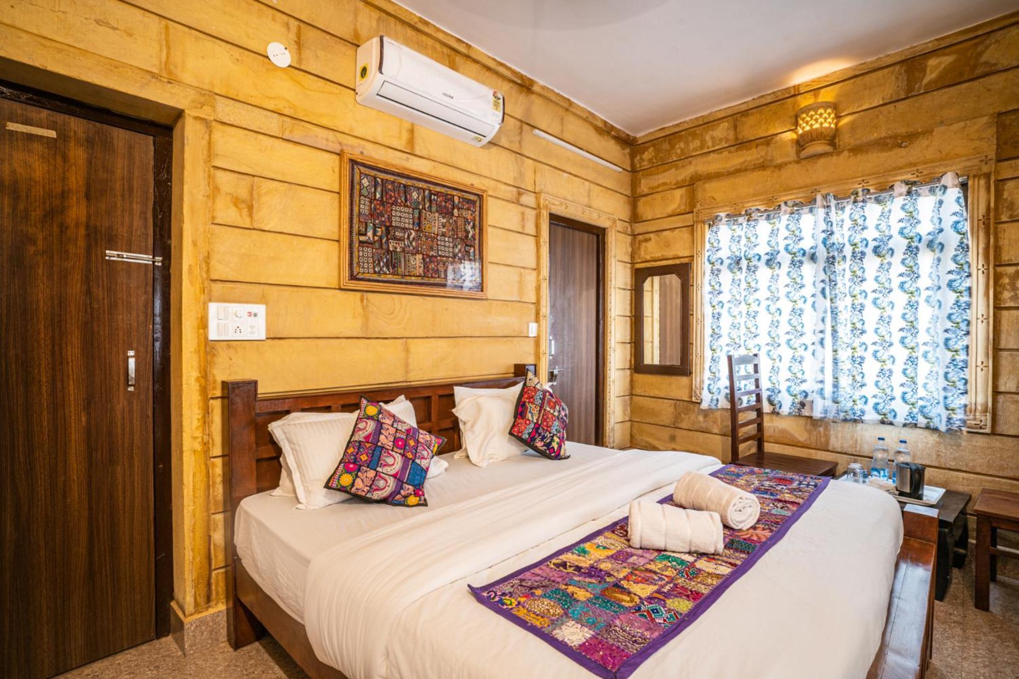 Hotel Relax Inn Dzsaiszalmer Kültér fotó