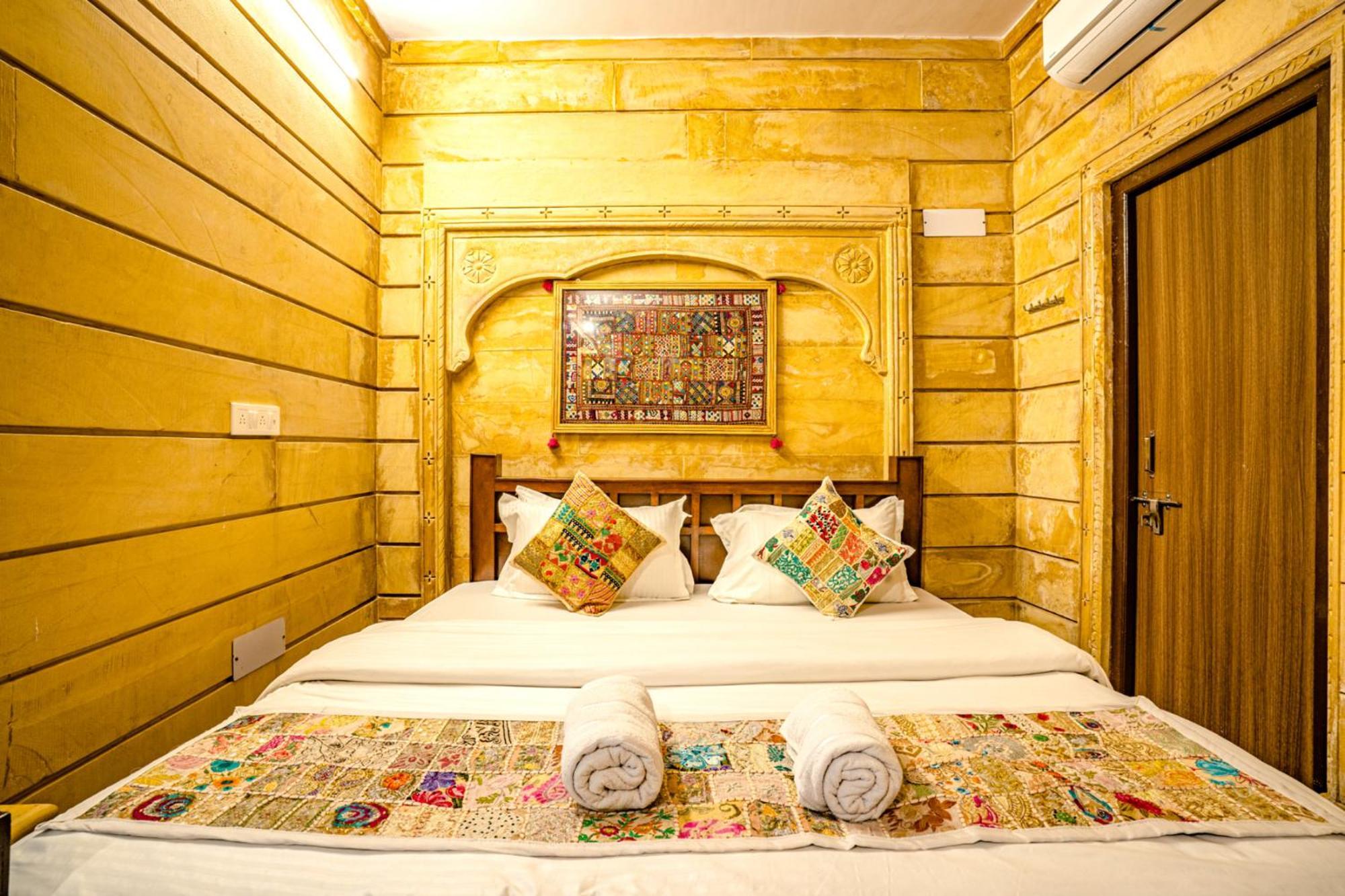 Hotel Relax Inn Dzsaiszalmer Kültér fotó